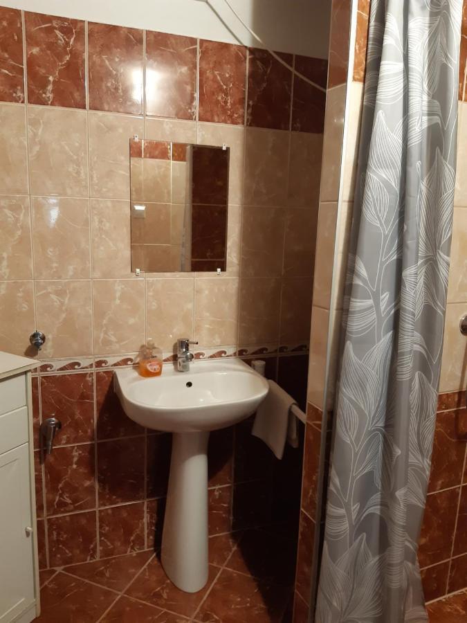 Helga Apartman Makó Buitenkant foto