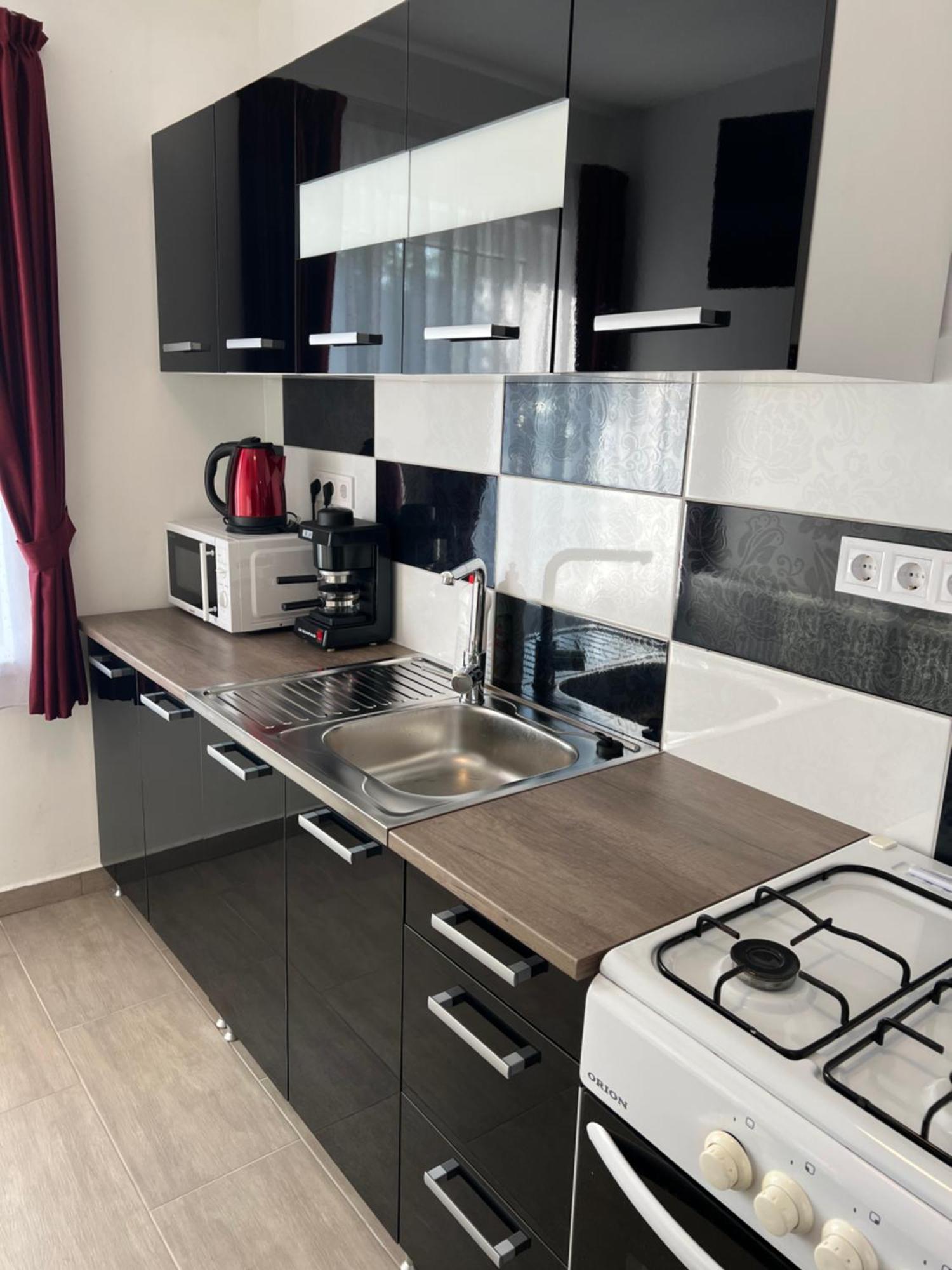 Helga Apartman Makó Buitenkant foto